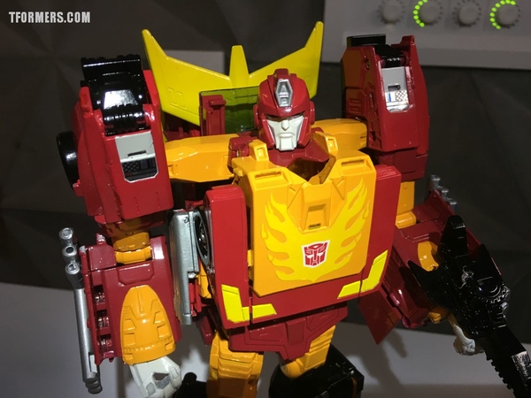 SDCC 2017   Power Of The Primes Photos From The Hasbro Breakfast Rodimus Prime Darkwing Dreadwind Jazz More  (87 of 105)